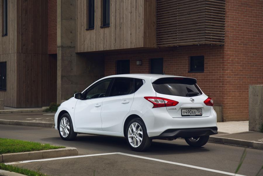  Nissan Tiida 2015 года  (CIS) (фото 27 из 30)